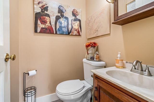 400 N Woodstock Rd, Southbridge, MA 01550