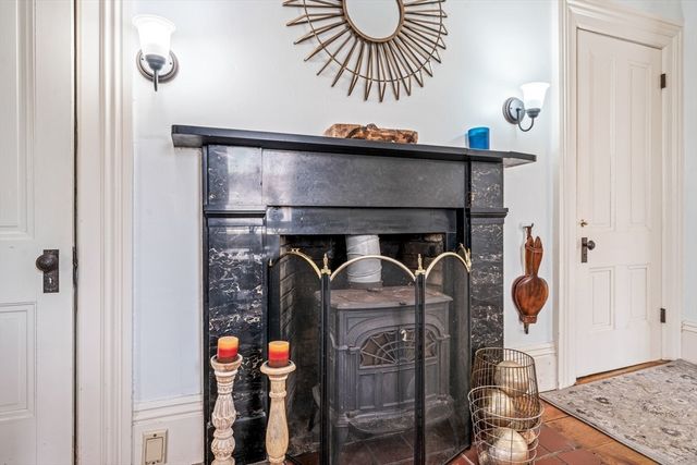 400 N Woodstock Rd, Southbridge, MA 01550