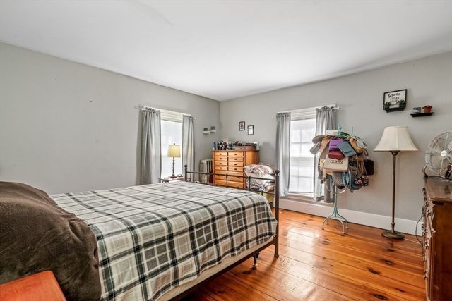 400 N Woodstock Rd, Southbridge, MA 01550