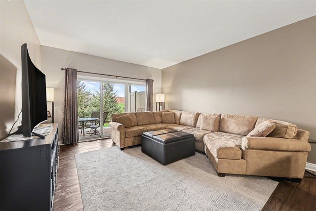 267 Victoria Drive, Dexter, MI 48130