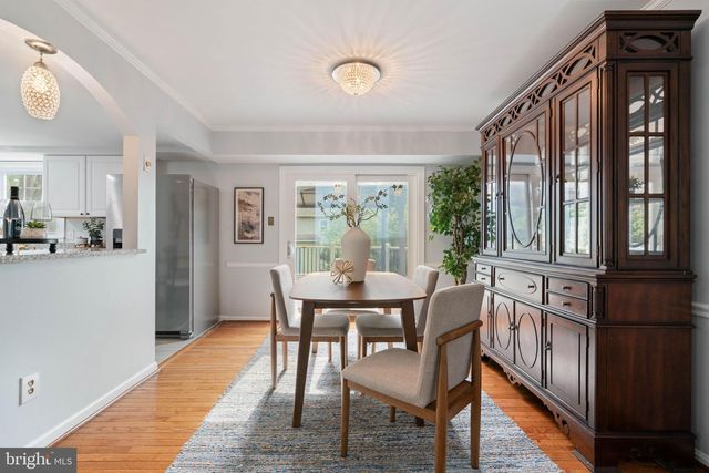 12461 HEDGES RUN DR, Woodbridge, VA 22192