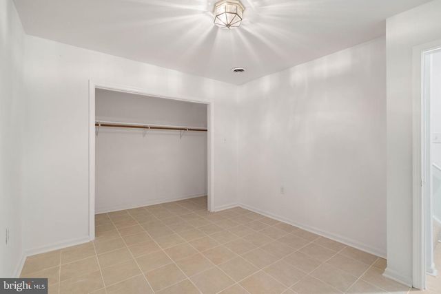 12461 HEDGES RUN DR, Woodbridge, VA 22192