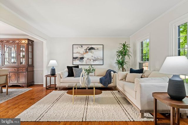 12461 HEDGES RUN DR, Woodbridge, VA 22192
