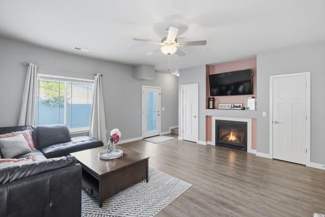 1969 N Windsor Avenue, Cottage Grove, WI 53527