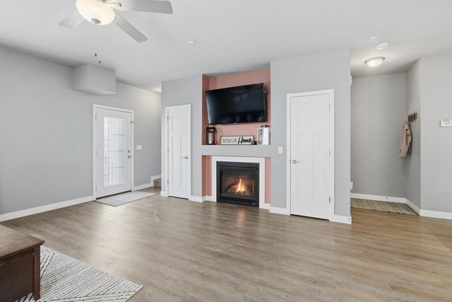 1969 N Windsor Avenue, Cottage Grove, WI 53527