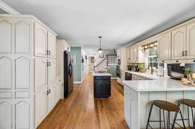 3606 Gentry Station Drive, Signal Mountain, TN 37377