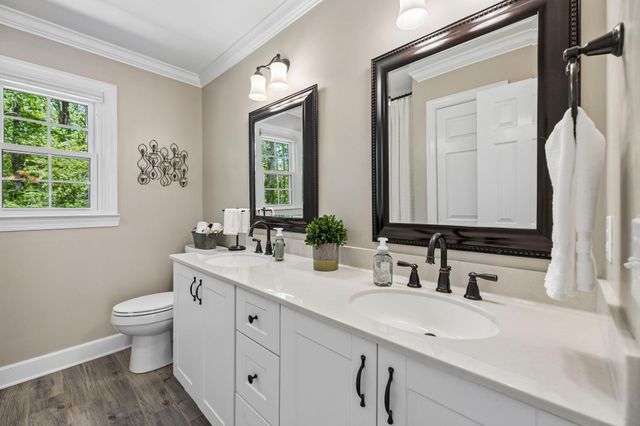 3606 Gentry Station Drive, Signal Mountain, TN 37377