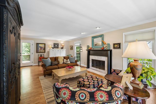 3606 Gentry Station Drive, Signal Mountain, TN 37377