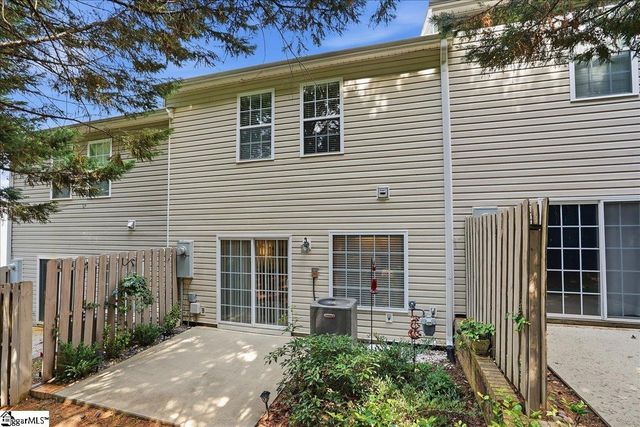 16 Rock Side Court, Greenville, SC 29615