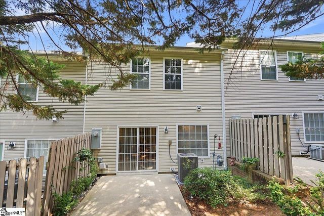 16 Rock Side Court, Greenville, SC 29615