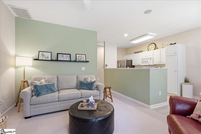 16 Rock Side Court, Greenville, SC 29615