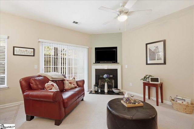 16 Rock Side Court, Greenville, SC 29615