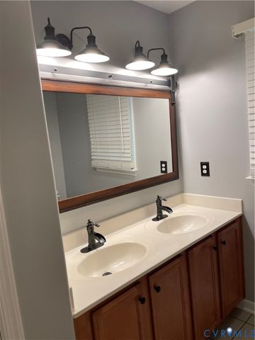26681 Slash Pine Cir, Ruther Glen, VA 22546