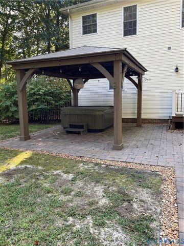 26681 Slash Pine Cir, Ruther Glen, VA 22546
