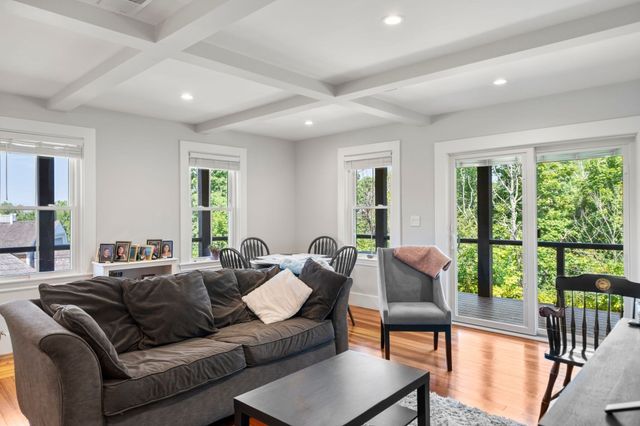 54 Canterbury B, Hingham, MA 02043