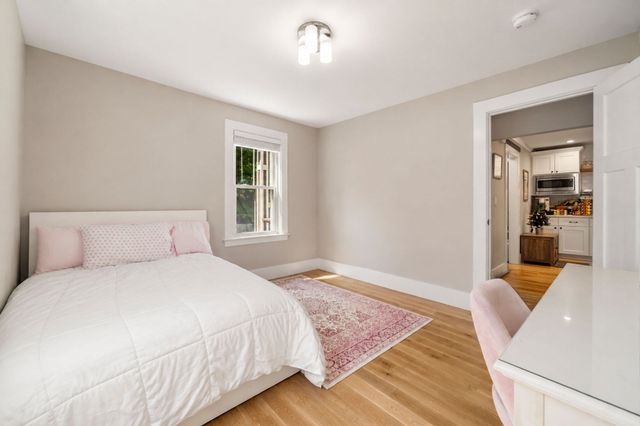 54 Canterbury B, Hingham, MA 02043