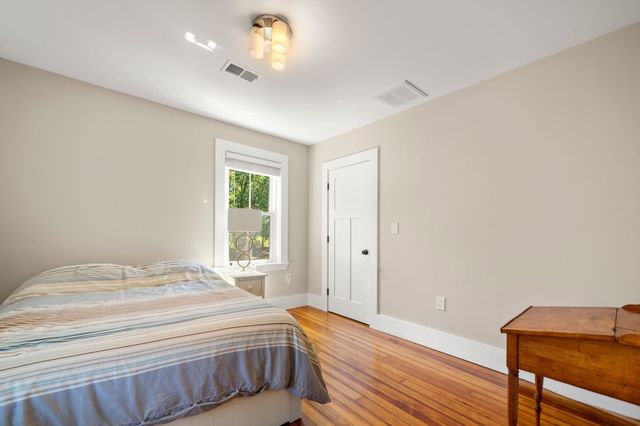 54 Canterbury B, Hingham, MA 02043