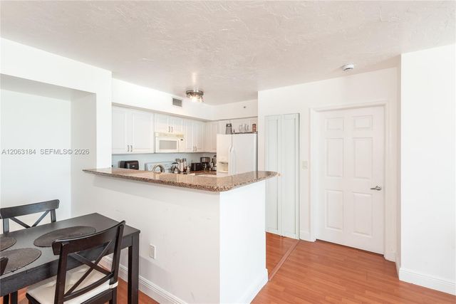 1155 Brickell Bay Drive 3403, Miami, FL 33131