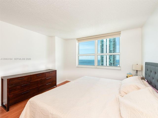 1155 Brickell Bay Drive 3403, Miami, FL 33131
