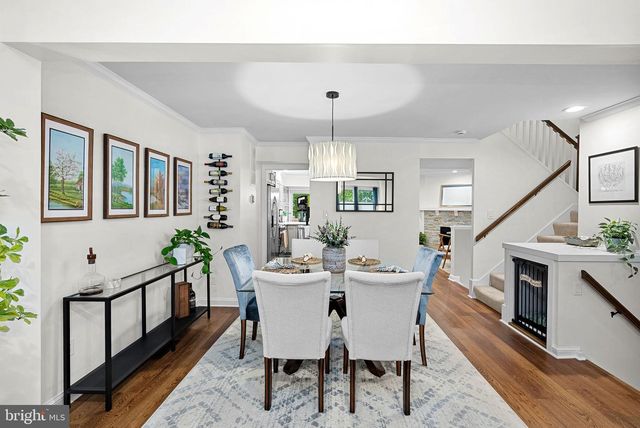 1604 APRICOT CT, Reston, VA 20190