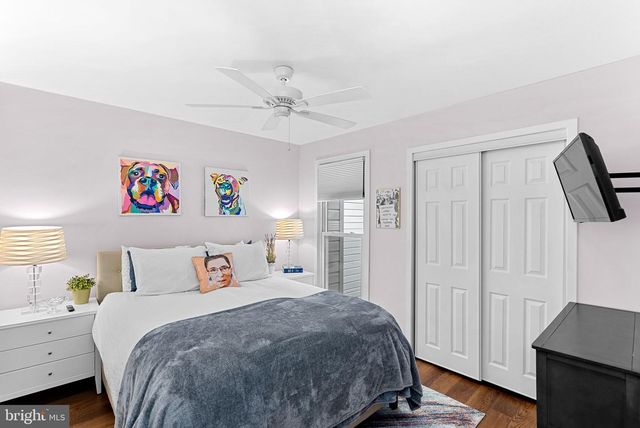 1604 APRICOT CT, Reston, VA 20190