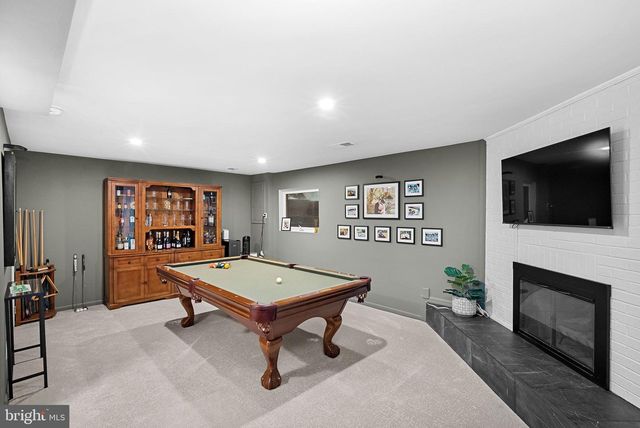 1604 APRICOT CT, Reston, VA 20190