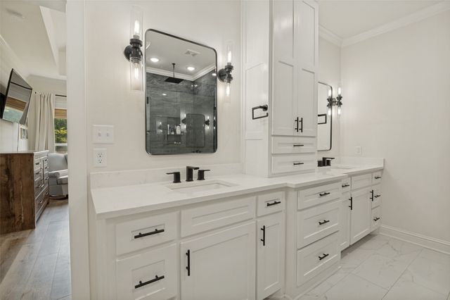 12432 Maplewood Drive, Lindale, TX 75771