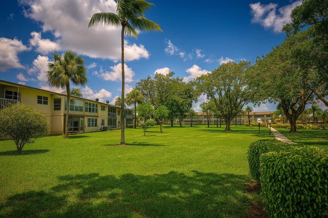 550 NW 78th Terrace 107, Margate, FL 33063