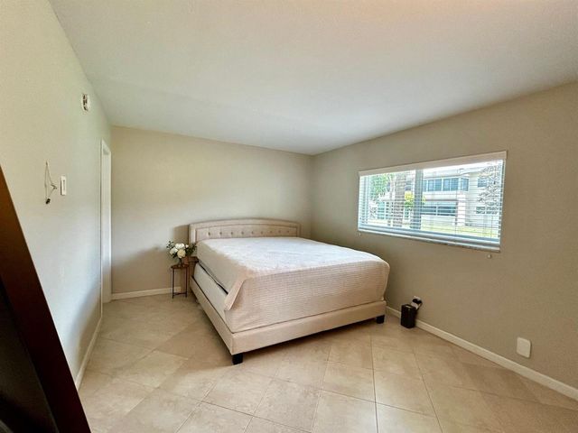 550 NW 78th Terrace 107, Margate, FL 33063
