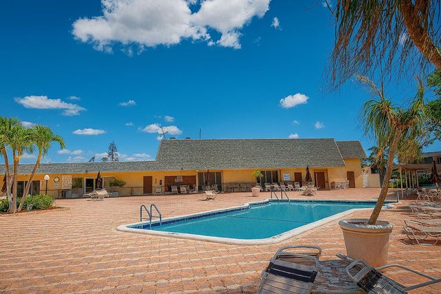 550 NW 78th Terrace 107, Margate, FL 33063