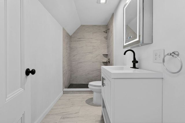 166 Elliot St 2, Newton, MA 02464