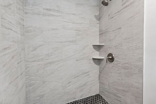 166 Elliot St 2, Newton, MA 02464