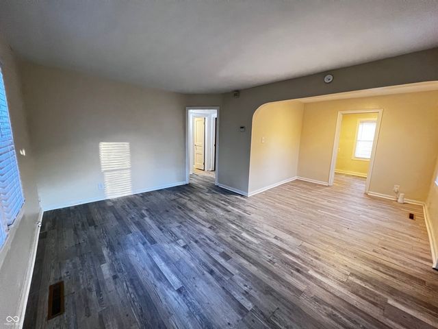 3557 Caroline Avenue, Indianapolis, IN 46218