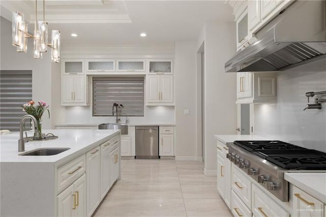 4552 Estancia Parkway, Mcallen, TX 78504