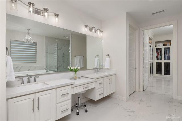 4552 Estancia Parkway, Mcallen, TX 78504