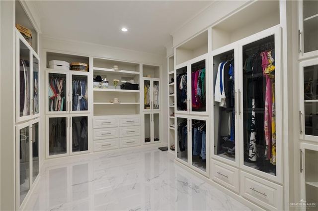 4552 Estancia Parkway, Mcallen, TX 78504