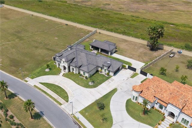 4552 Estancia Parkway, Mcallen, TX 78504