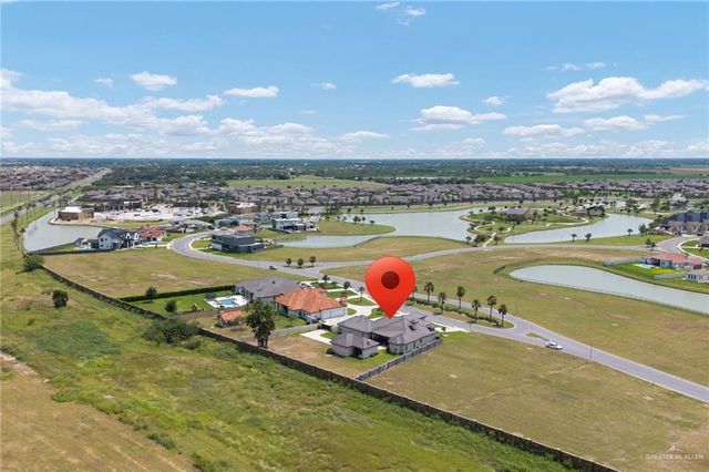 4552 Estancia Parkway, Mcallen, TX 78504