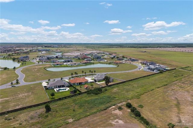 4552 Estancia Parkway, Mcallen, TX 78504