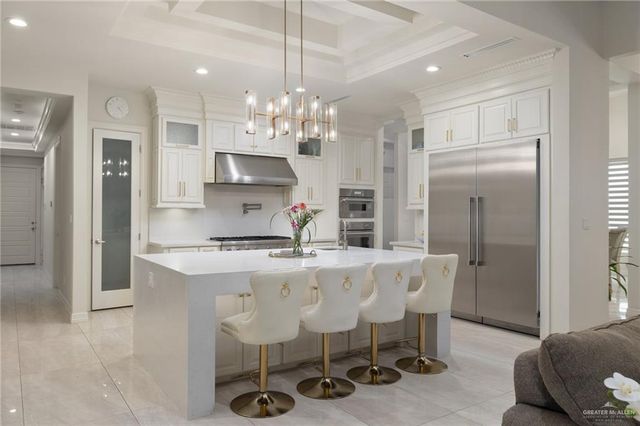 4552 Estancia Parkway, Mcallen, TX 78504