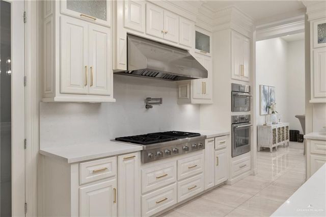 4552 Estancia Parkway, Mcallen, TX 78504