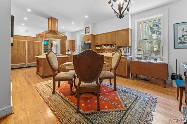 405 N 3rd Street, Louisiana, MO 63353