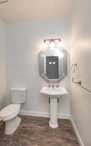 109 Tallwood Ln, Green Brook Twp., NJ 08812