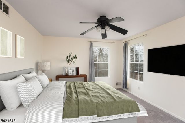 109 Tallwood Ln, Green Brook Twp., NJ 08812