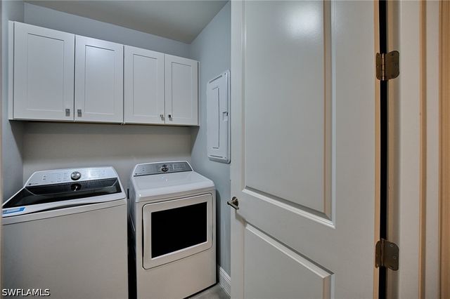 2664 Seychelles CIR 2402, Naples, FL 34112