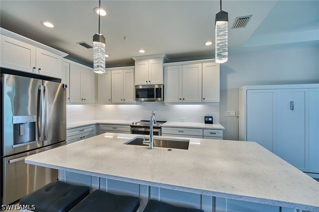 2664 Seychelles CIR 2402, Naples, FL 34112