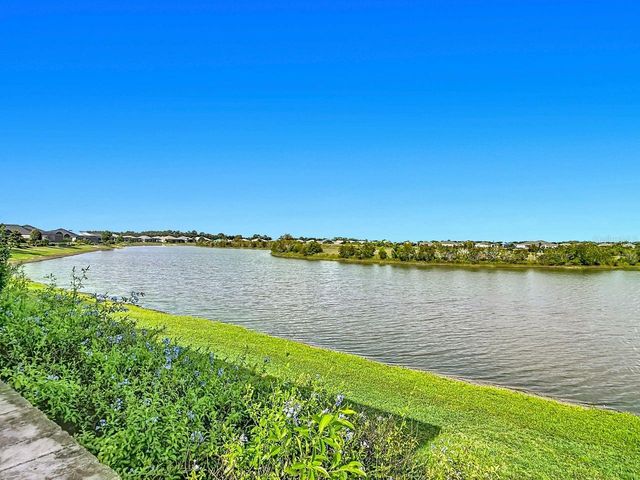 8461 BRIDGEPORT BAY CIRCLE, Mount Dora, FL 32757