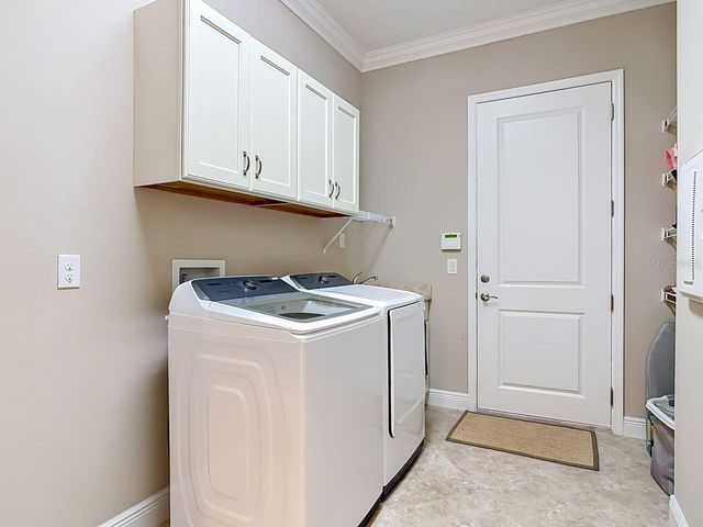 8461 BRIDGEPORT BAY CIRCLE, Mount Dora, FL 32757