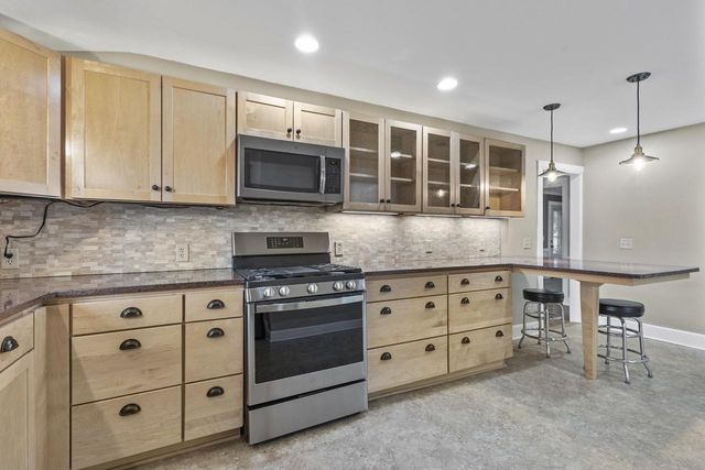 538 Windmill Road, Brooklyn, WI 53521