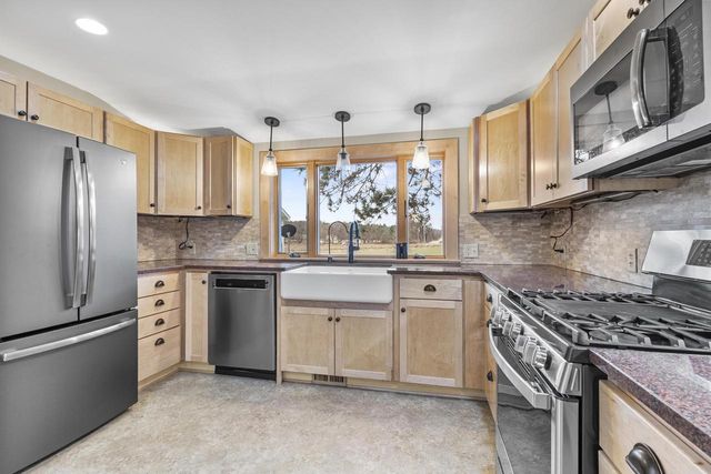 538 Windmill Road, Brooklyn, WI 53521